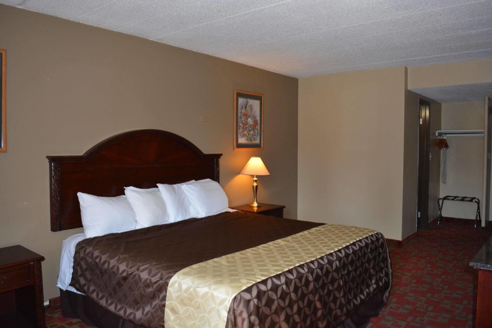 Travelodge By Wyndham Grand Forks Zewnętrze zdjęcie