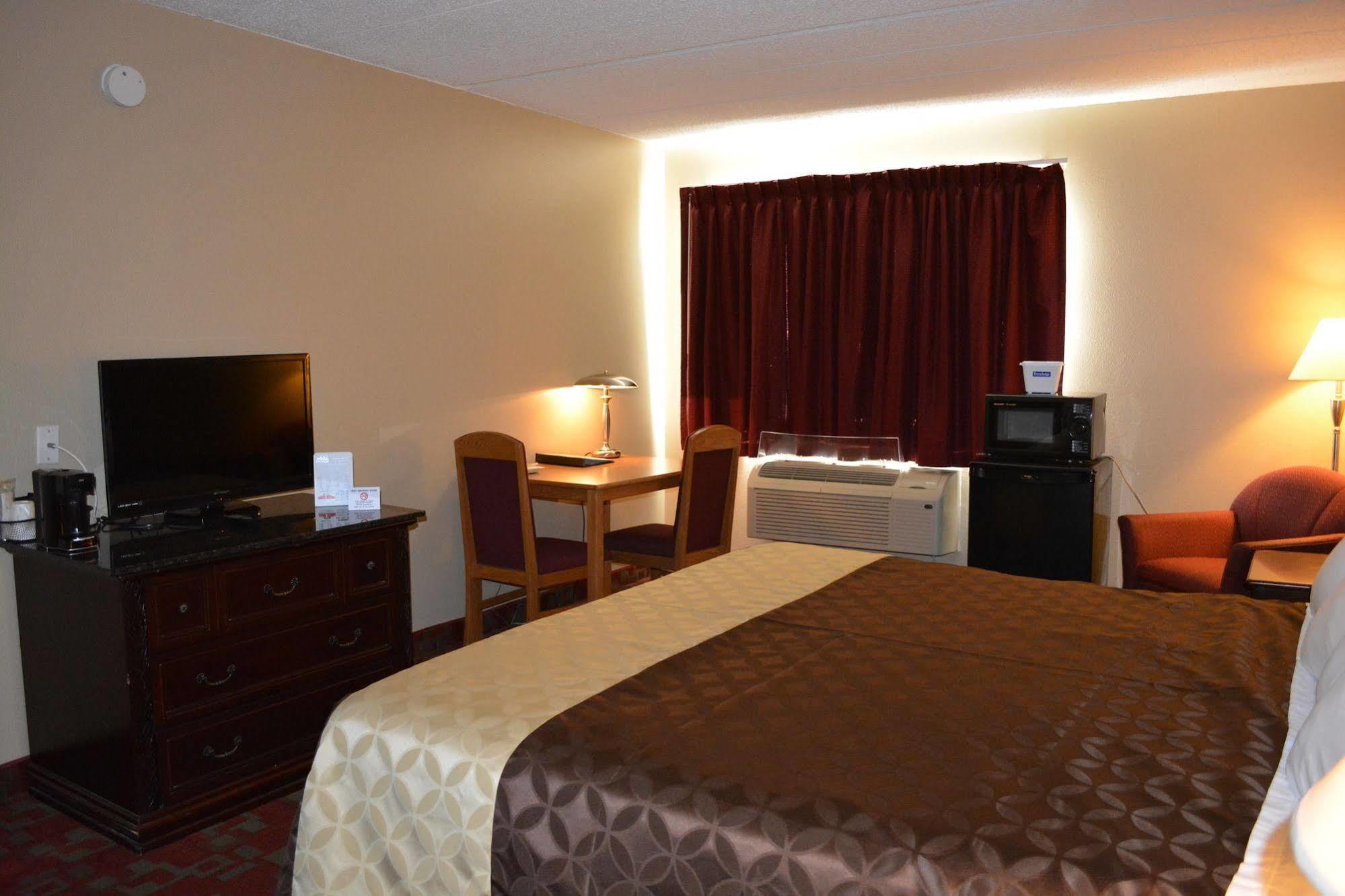 Travelodge By Wyndham Grand Forks Zewnętrze zdjęcie